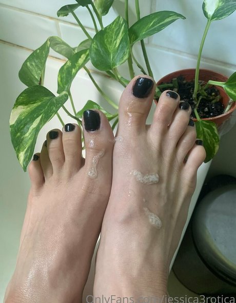 Naakte gelekte OnlyFans-foto van Jessica3rotica