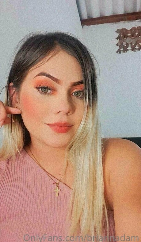 Naakte gelekte OnlyFans-foto van Briannadam