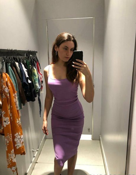 Naakte gelekte OnlyFans-foto van Solisgoddess