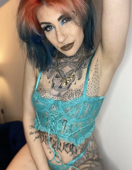 Naakte gelekte OnlyFans-foto van Deelouisexxx