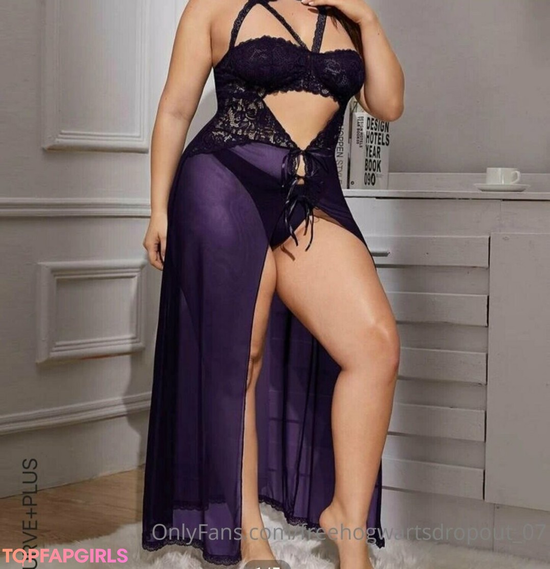 Naakte gelekte OnlyFans-foto van Freehogwartsdropout07 #4 Naakte gelekte OnlyFans-foto van Freehogwartsdropout07 #4