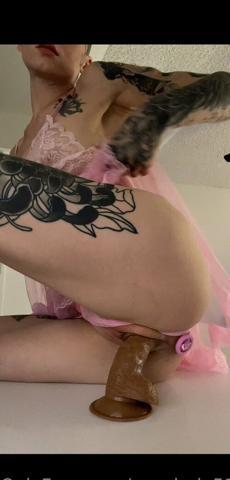 Naakte gelekte OnlyFans-foto van Xovalerie5150