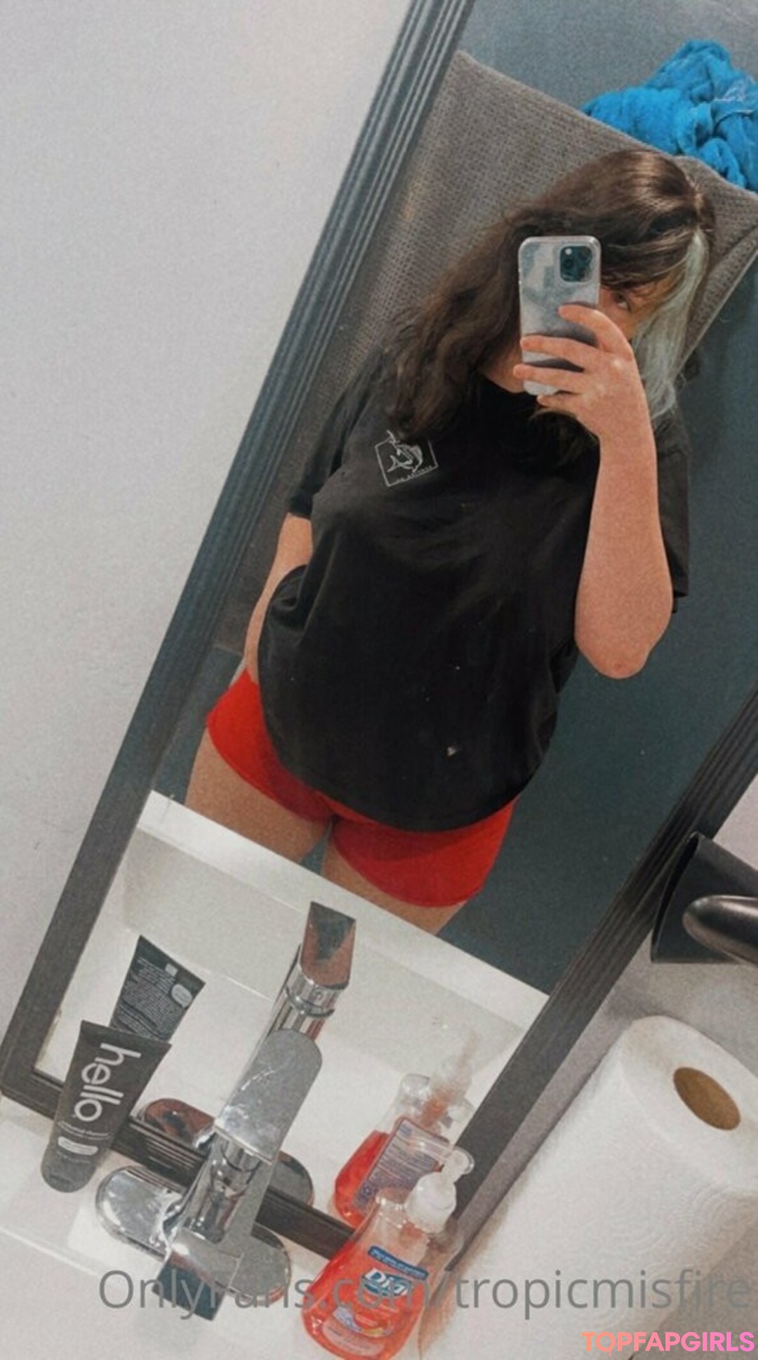 Naakte gelekte OnlyFans-foto van Digitalmisfirefree #1 Naakte gelekte OnlyFans-foto van Digitalmisfirefree #1