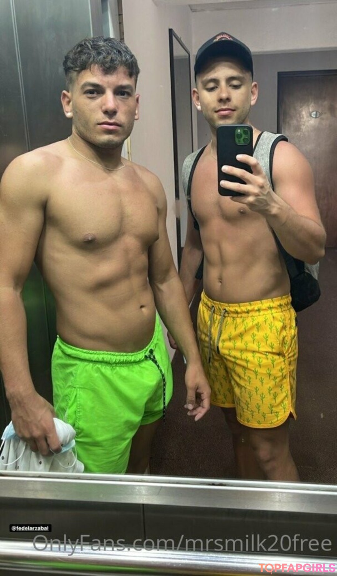 Naakte gelekte OnlyFans-foto van Mrsmilk20free #9 Naakte gelekte OnlyFans-foto van Mrsmilk20free #9