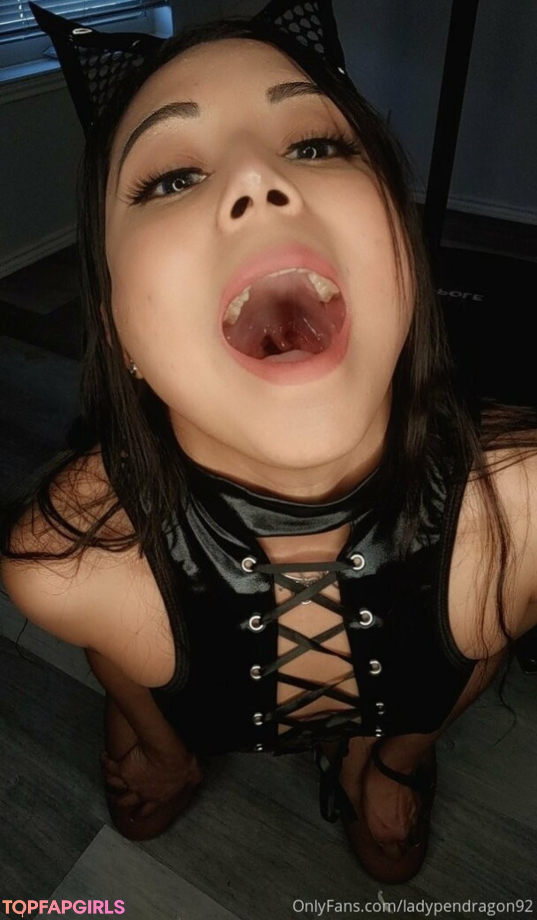 Naakte gelekte OnlyFans-foto van Ladypendragon92 #31 Naakte gelekte OnlyFans-foto van Ladypendragon92 #31