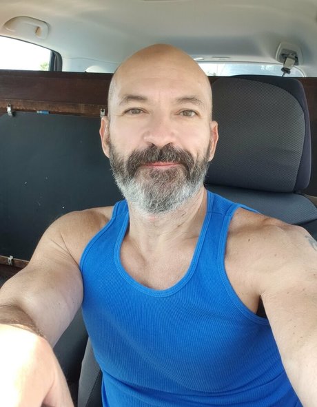 Naakte gelekte OnlyFans-foto van Troymontana14
