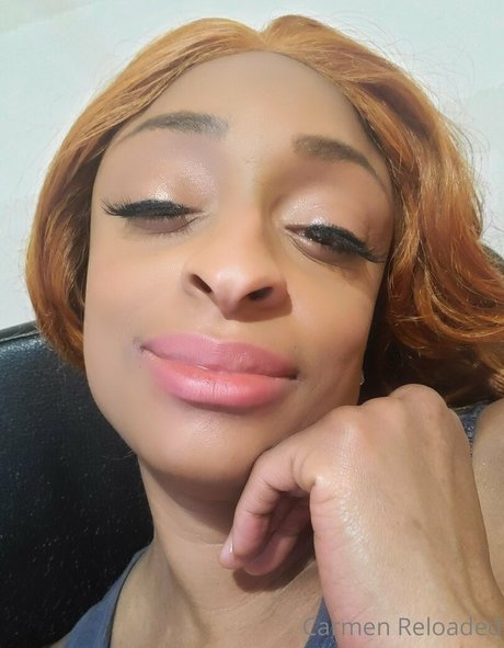 Naakte gelekte OnlyFans-foto van Therealcarmenhayes