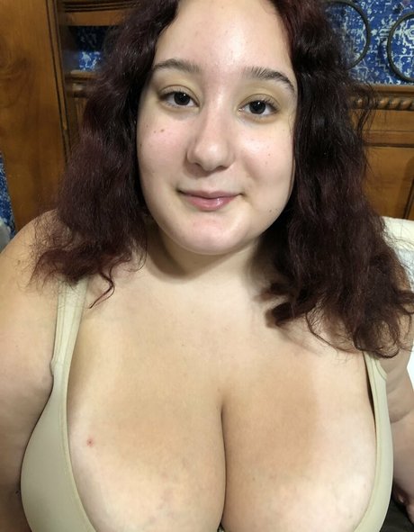 Naakte gelekte OnlyFans-foto van Clairecakesxxx