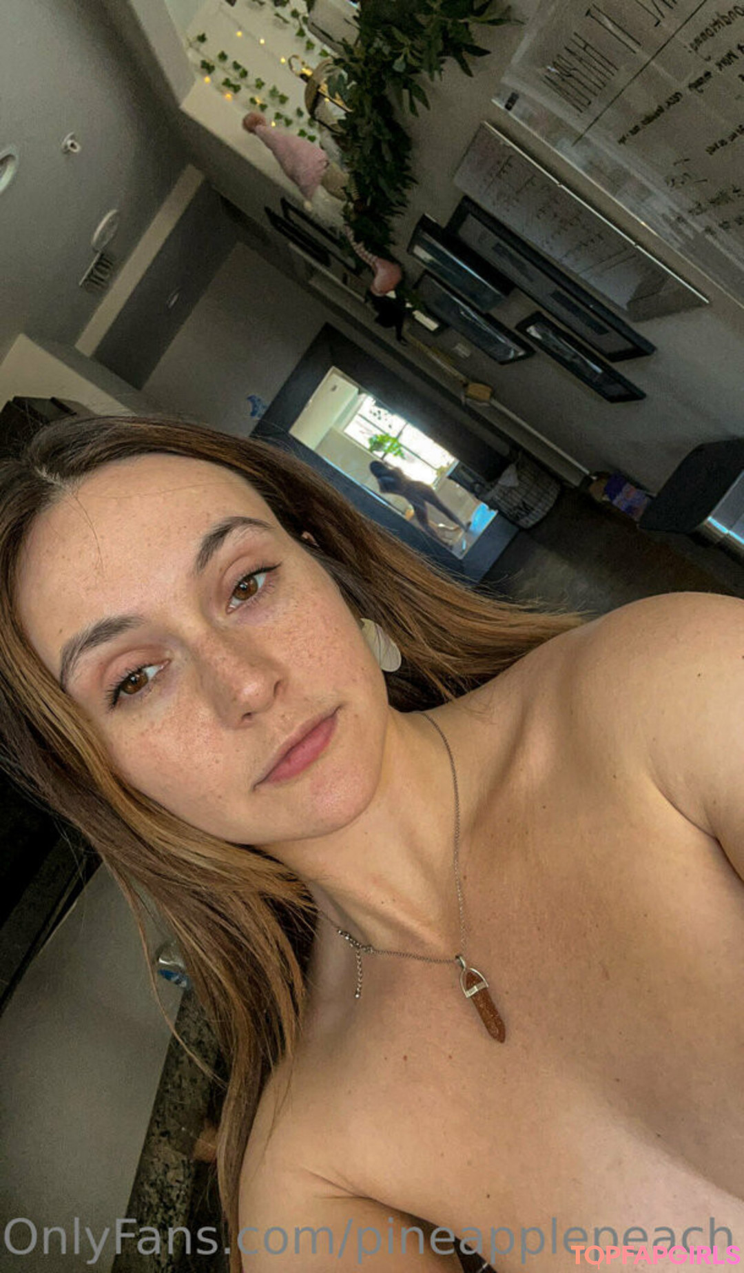 Naakte gelekte OnlyFans-foto van Pineapplepeach #6 Naakte gelekte OnlyFans-foto van Pineapplepeach #6