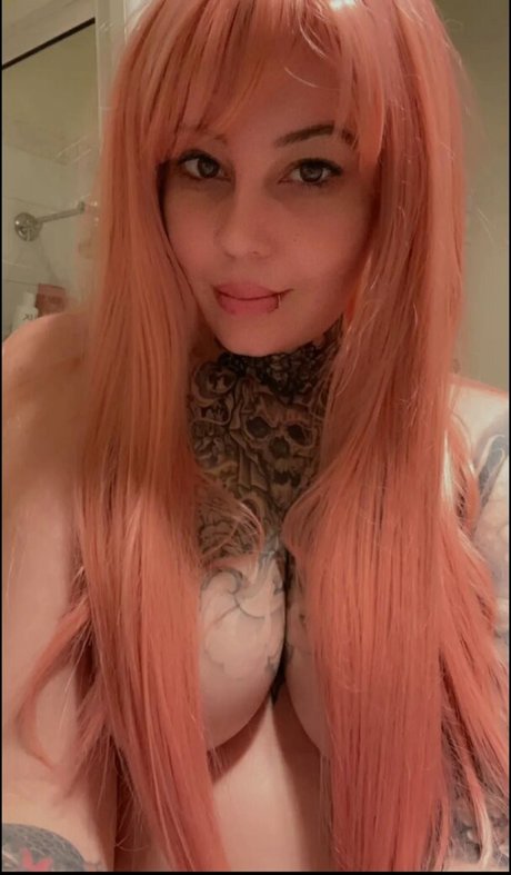 Naakte gelekte OnlyFans-foto van Jessica Monchouchou