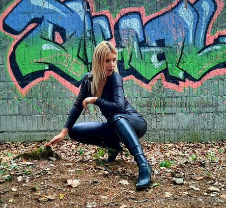 Naakte gelekte OnlyFans-foto van Goddessmisha