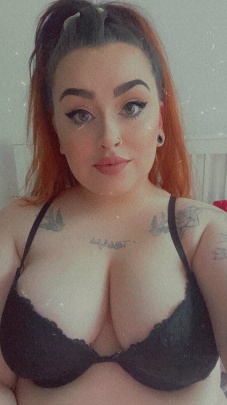 Naakte gelekte OnlyFans-foto van Privtara69