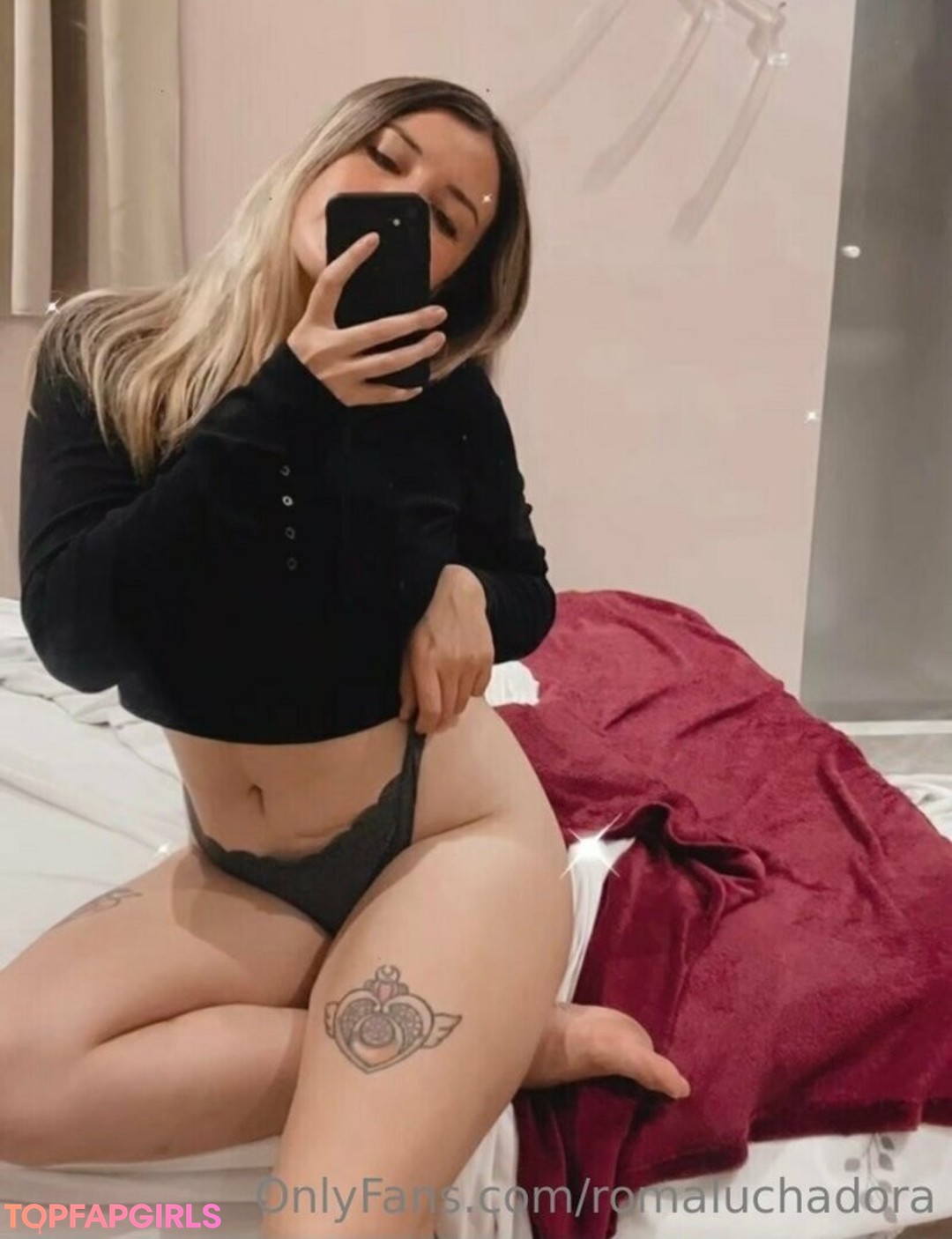 Naakte gelekte OnlyFans-foto van Roma Luchadora Chilena #44 Naakte gelekte OnlyFans-foto van Roma Luchadora Chilena #44