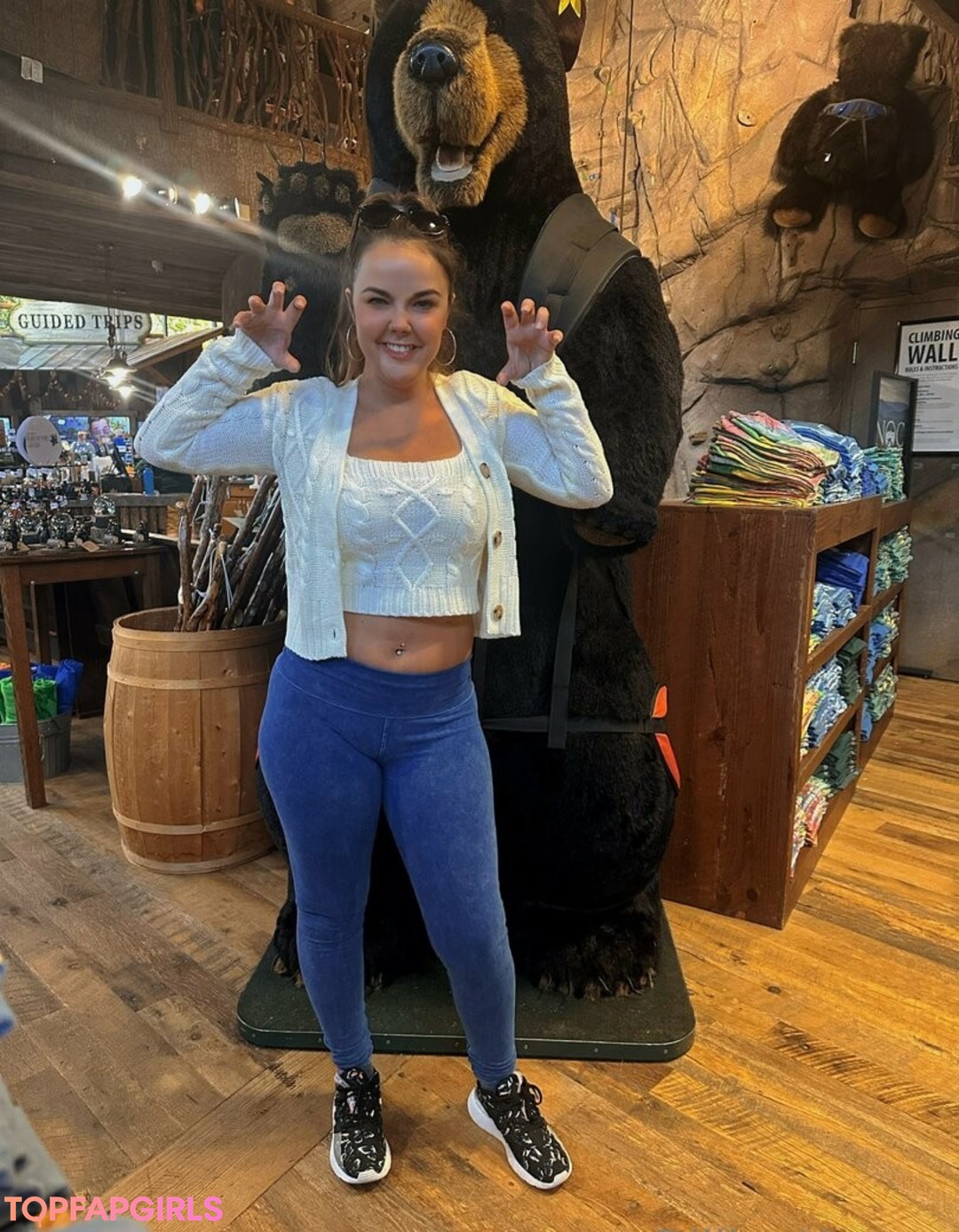 Naakte gelekte OnlyFans-foto van Dillionharper #261 Naakte gelekte OnlyFans-foto van Dillionharper #261