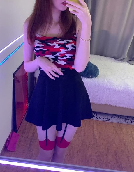 Naakte gelekte OnlyFans-foto van Foxperryunofficial