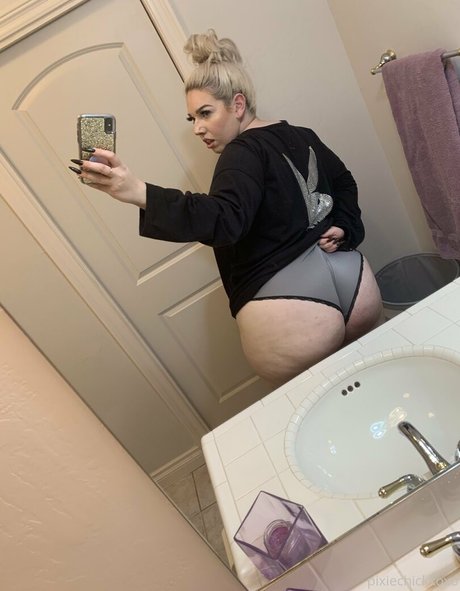 Pixiechickxoxo