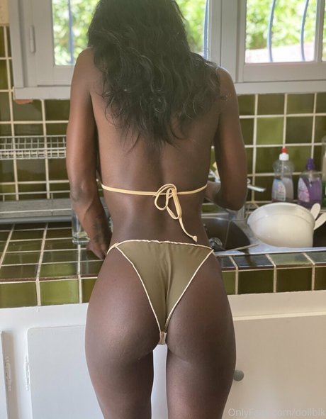 Dollblk