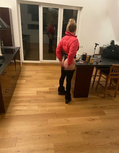 Naakte gelekte OnlyFans-foto van Amebibabi