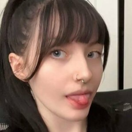 Naakte gelekte OnlyFans-foto van Nsfwgoth