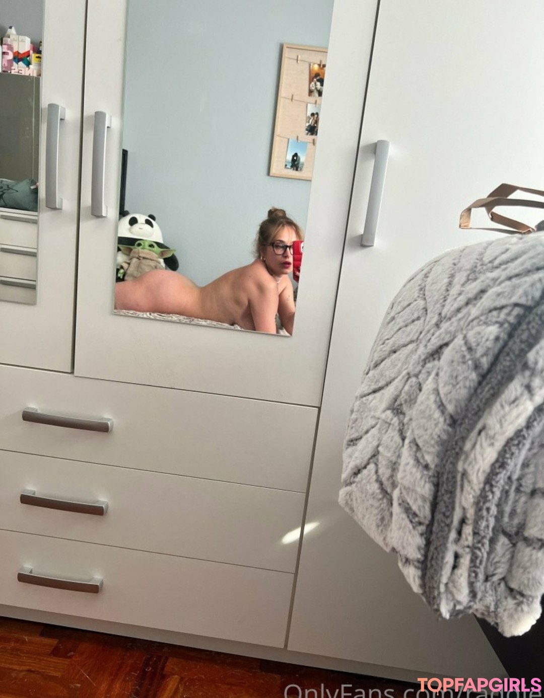 Naakte gelekte OnlyFans-foto van Raddie Llod #15 Naakte gelekte OnlyFans-foto van Raddie Llod #15