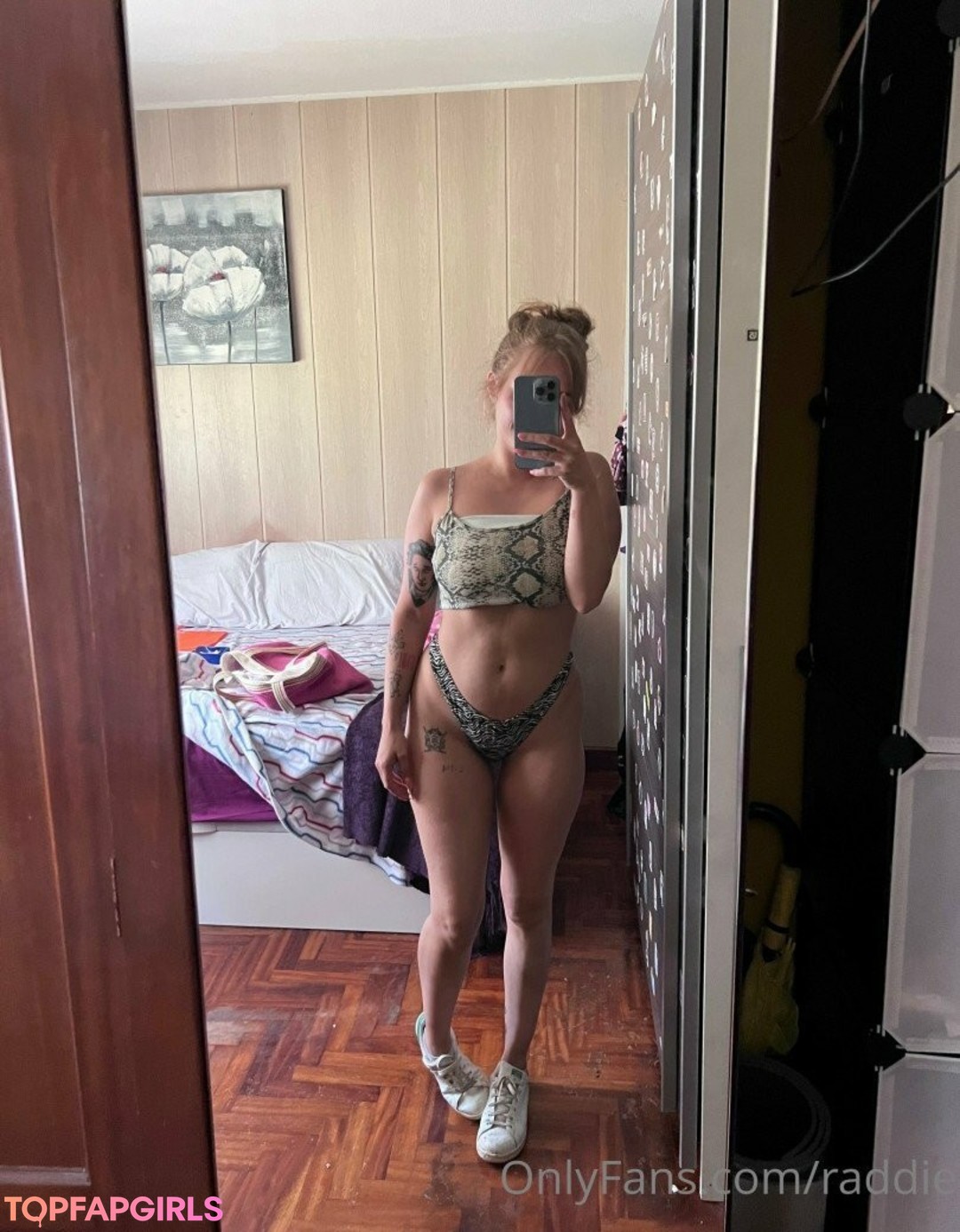 Naakte gelekte OnlyFans-foto van Raddie Llod #26 Naakte gelekte OnlyFans-foto van Raddie Llod #26