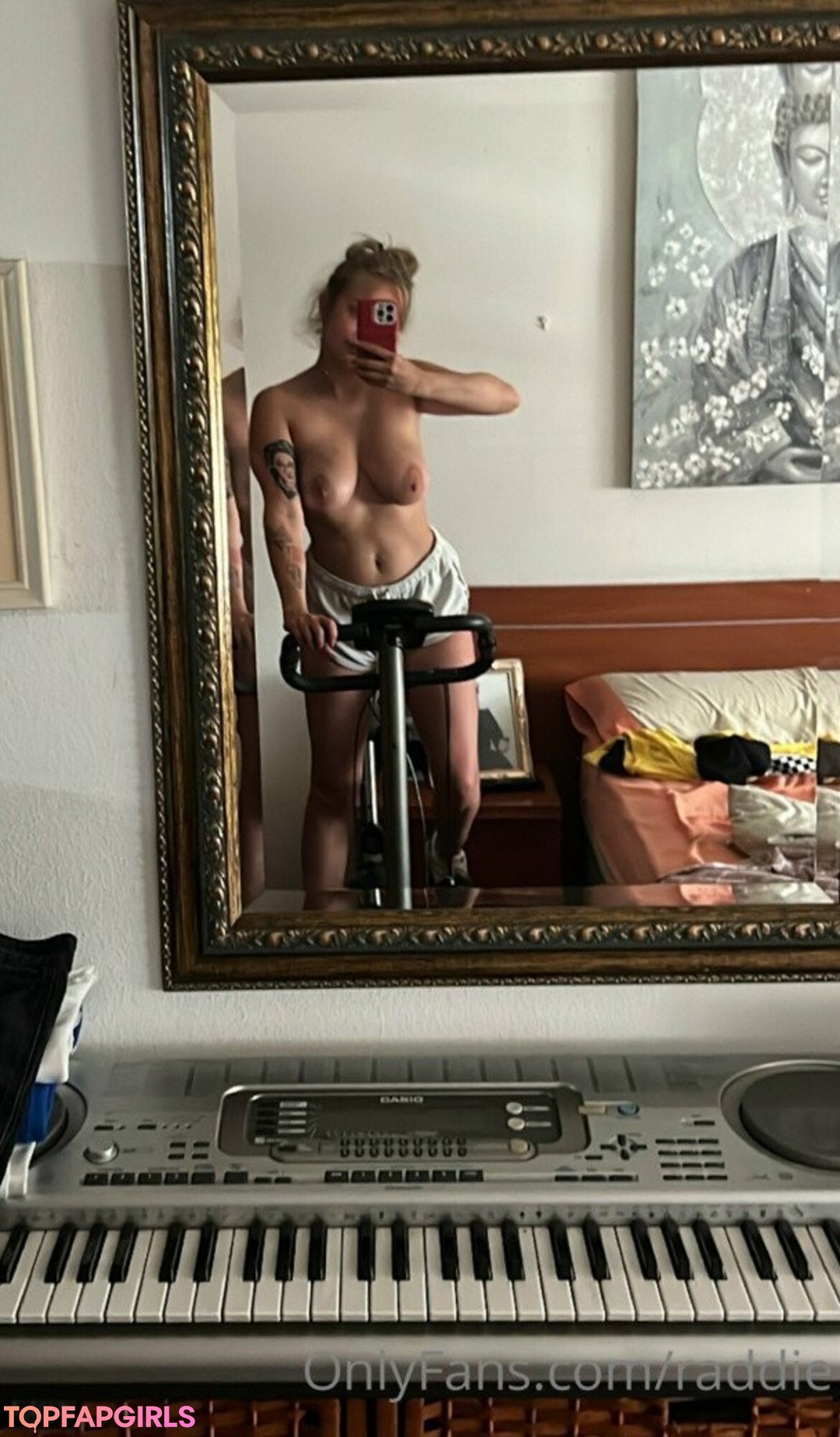 Naakte gelekte OnlyFans-foto van Raddie Llod #28 Naakte gelekte OnlyFans-foto van Raddie Llod #28