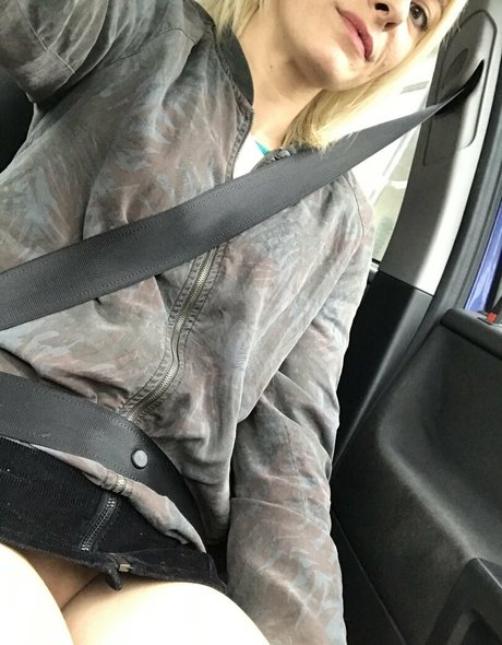 Naakte gelekte OnlyFans-foto van Lisa69xxx