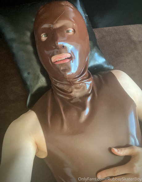 Rubberskaterboy