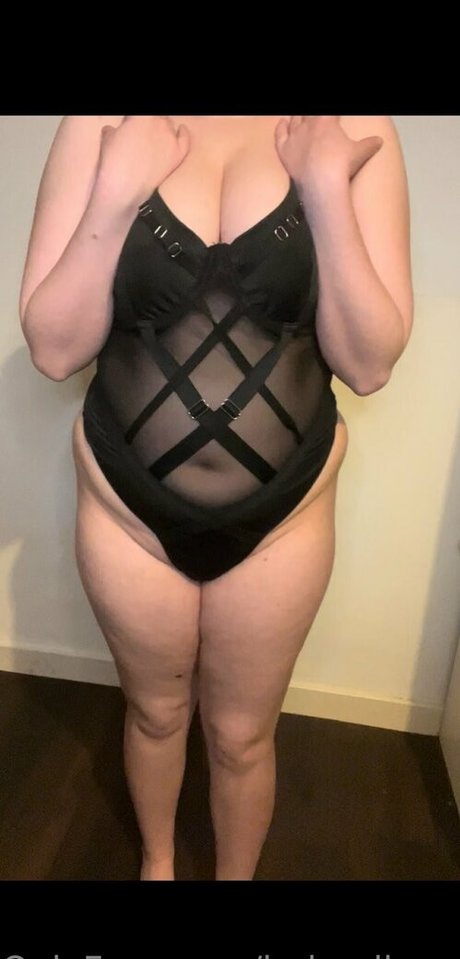 Naakte gelekte OnlyFans-foto van Aliax