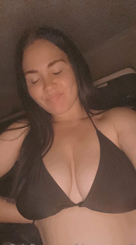 Naakte gelekte OnlyFans-foto van Bigmumma9