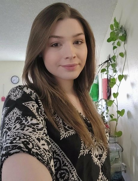Naakte gelekte OnlyFans-foto van Kyla21jj