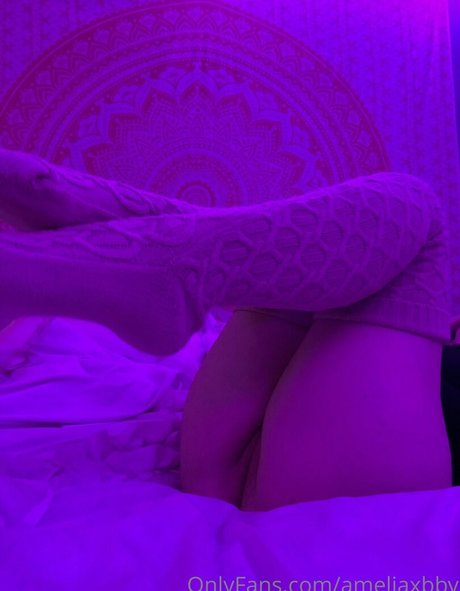 Naakte gelekte OnlyFans-foto van Ameliaxbby