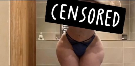 Bootybyshel2