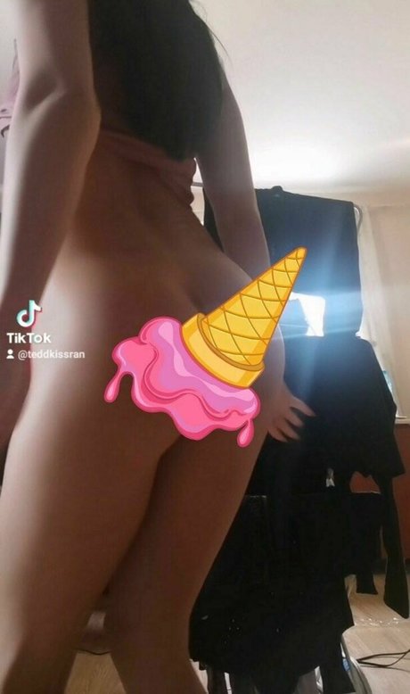 Naakte gelekte OnlyFans-foto van Nguen99