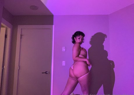 Naakte gelekte OnlyFans-foto van Ayshooshii