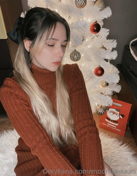 Naakte gelekte OnlyFans-foto van Moonlunaaaaaa