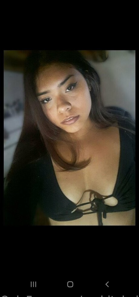 Naakte gelekte OnlyFans-foto van Wwhitebaby