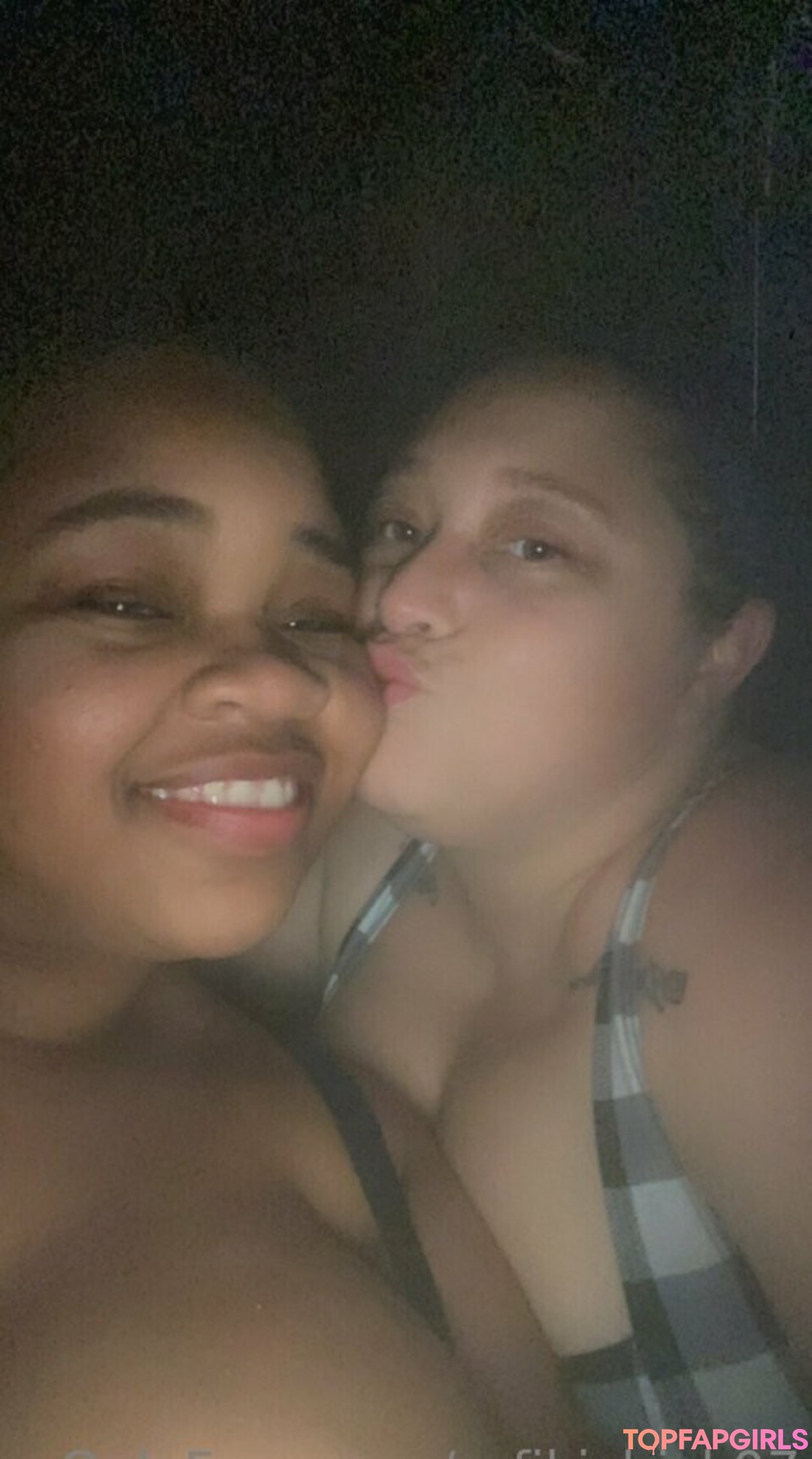 Naakte gelekte OnlyFans-foto van Rafikichick07 #27 Naakte gelekte OnlyFans-foto van Rafikichick07 #27