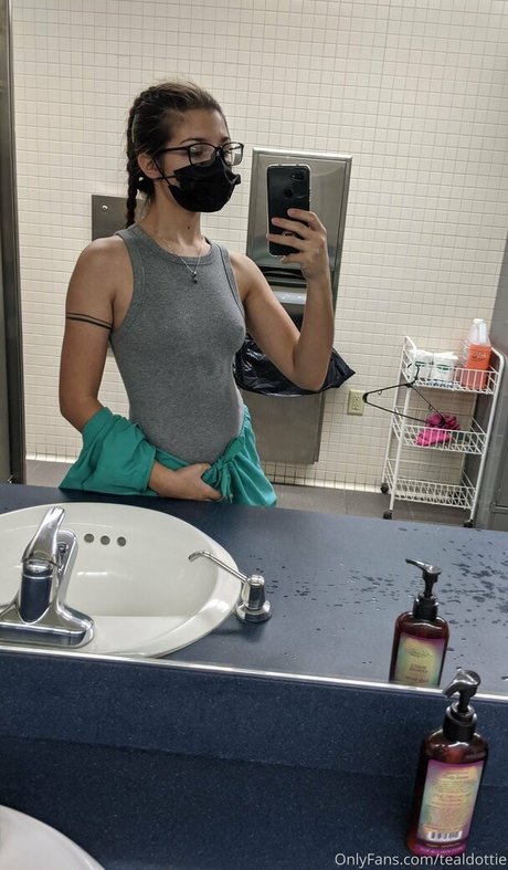 Tealdottie