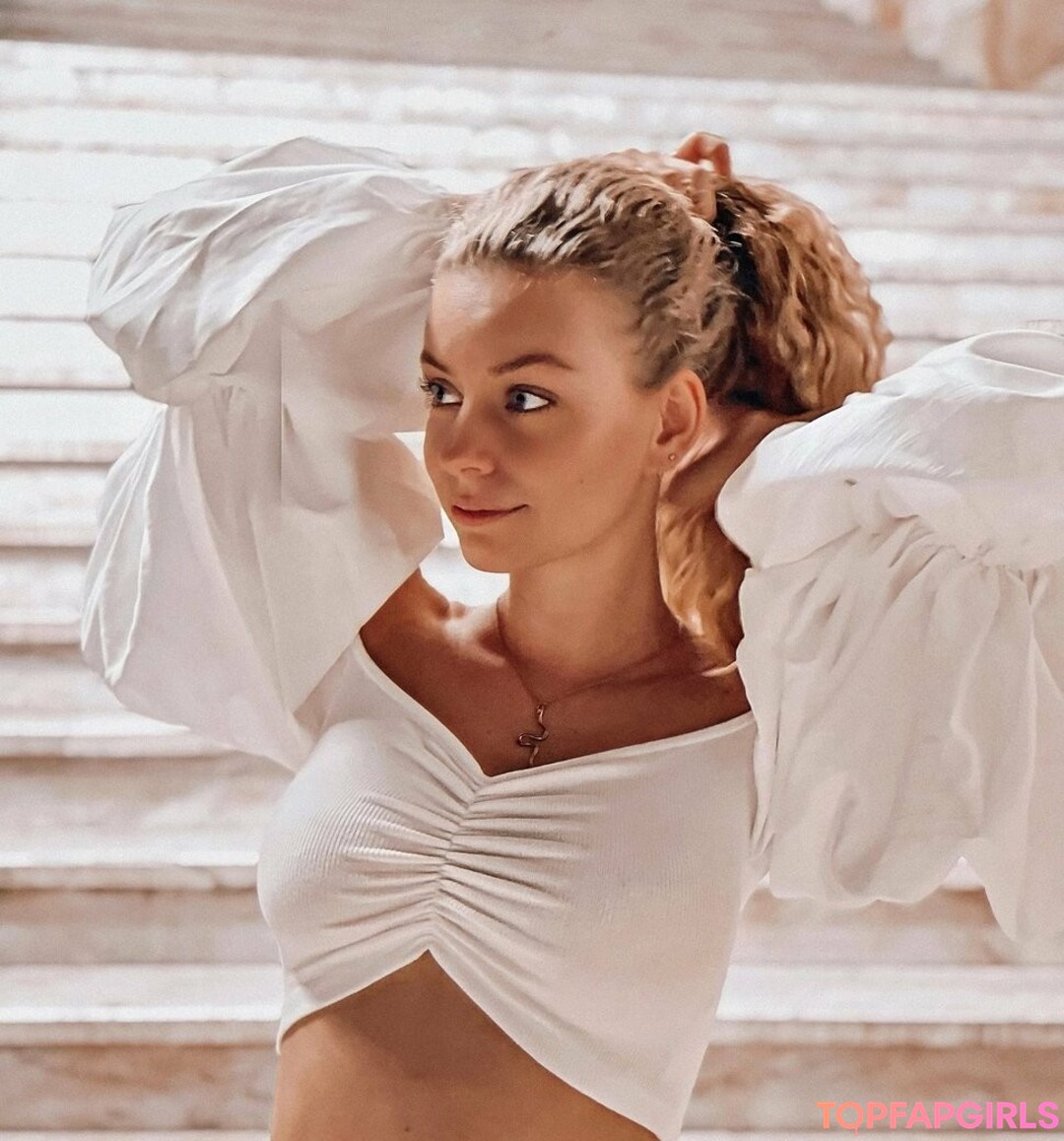 Naakte gelekte OnlyFans-foto van Dalmalaluna #23 Naakte gelekte OnlyFans-foto van Dalmalaluna #23