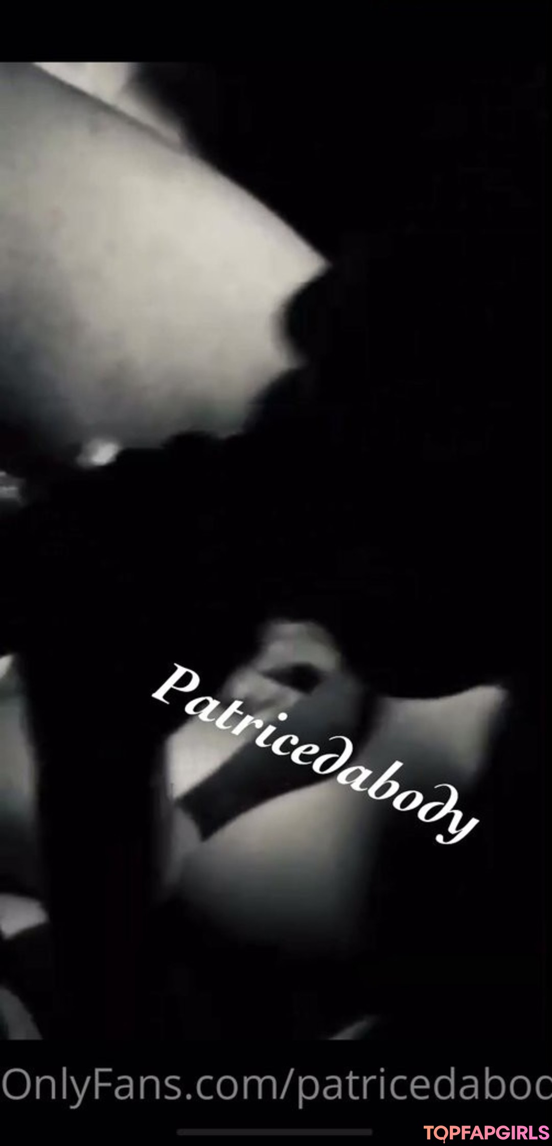 Naakte gelekte OnlyFans-foto van Patricedabody #53 Naakte gelekte OnlyFans-foto van Patricedabody #53