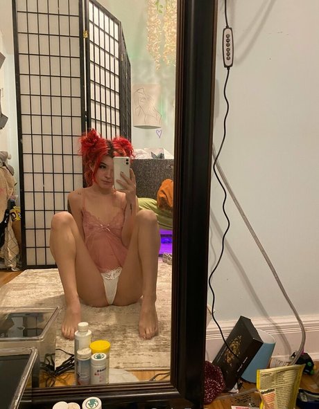 Naakte gelekte OnlyFans-foto van Kinkkys