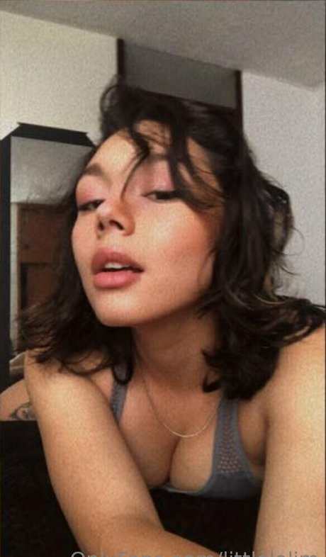 Naakte gelekte OnlyFans-foto van Littlelolim