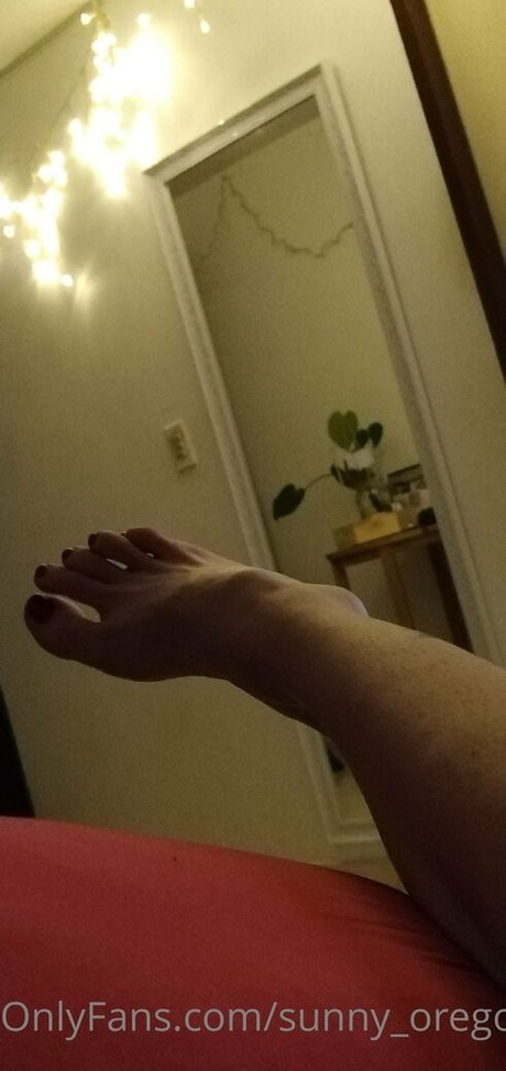 Naakte gelekte OnlyFans-foto van Sunnyoregon