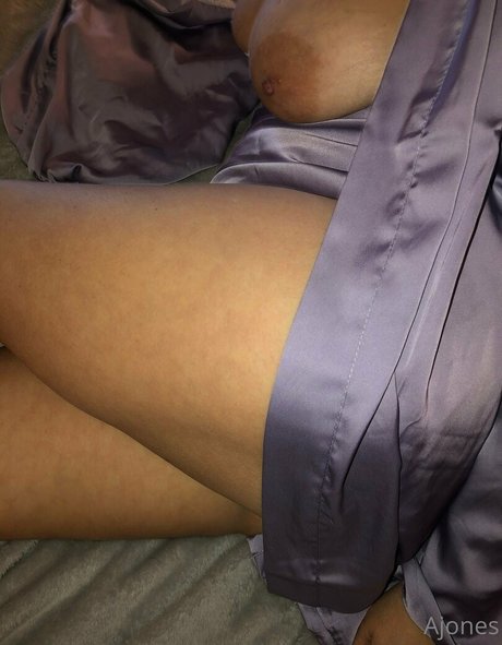 Ajonesfeet