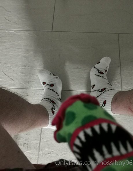 Naakte gelekte OnlyFans-foto van Nossiboy96