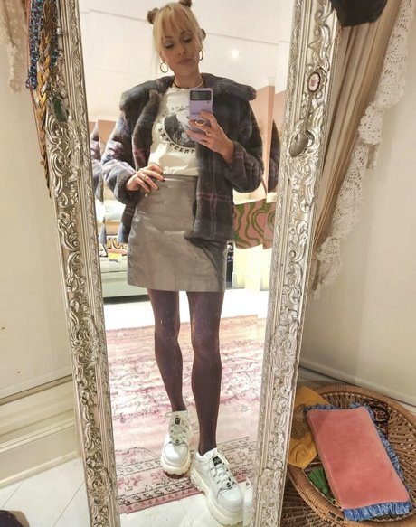 Naakte gelekte OnlyFans-foto van Fearne Cotton