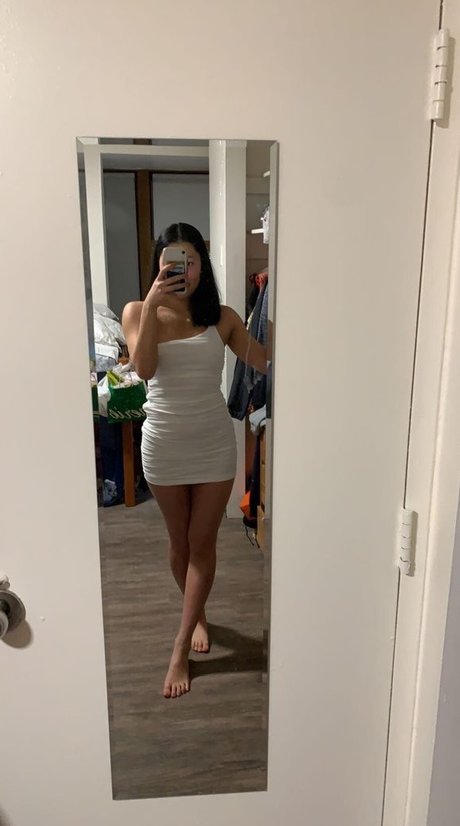 Naakte gelekte OnlyFans-foto van Alisonl