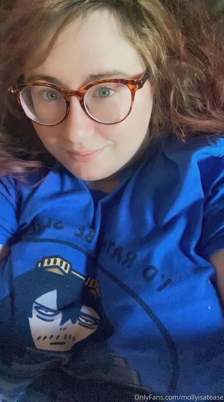 Mollyisatease