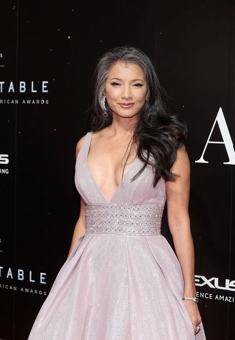 Naakte gelekte OnlyFans-foto van Kelly Hu